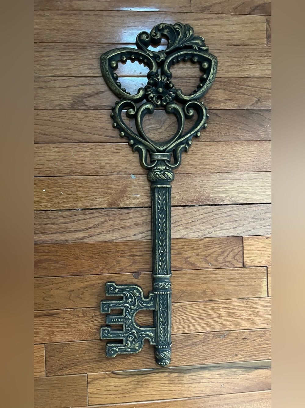 Vintage Dart Inc Ornate Skeleton Key Wall Decor Black Gold Gothic Baroque 24 In